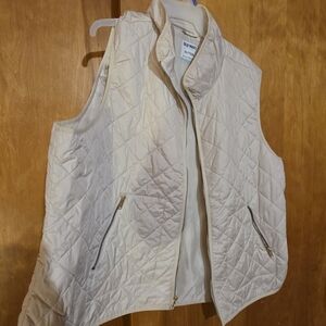 Old Navy Ivory Quilted Vest with Gold Zippers